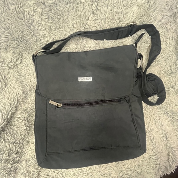 Baggallini Shoulder Bag Gray Adjustable Straps - Picture 1 of 8